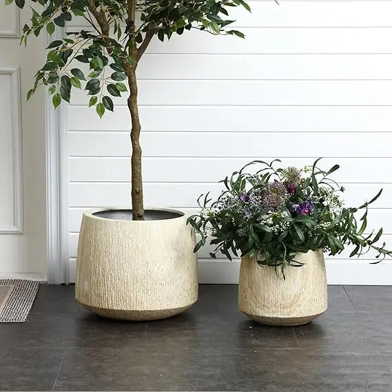 LuxenHome Round Planters Set of 2 Decorative Flower Pots
