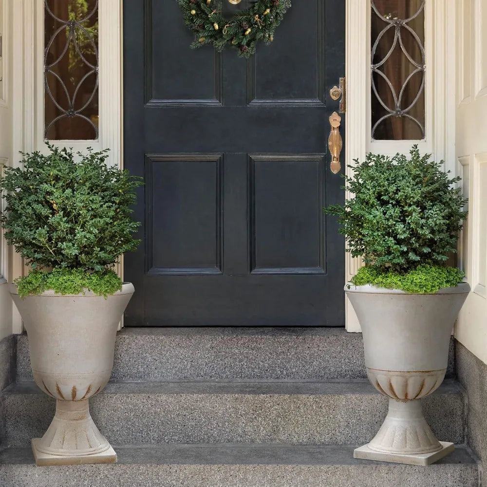 Classic Round Resin Flower Pots for Indoor and Outdoor Use